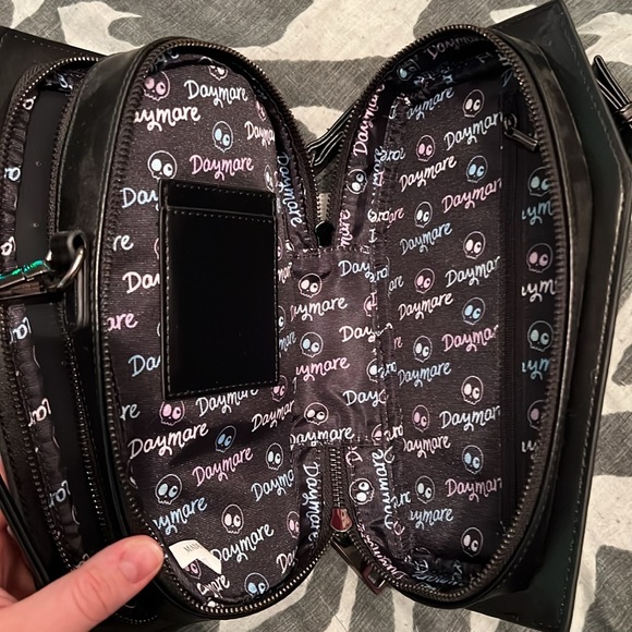 Daymare Ita Coffin Purse for Pins - Picture 4 of 7